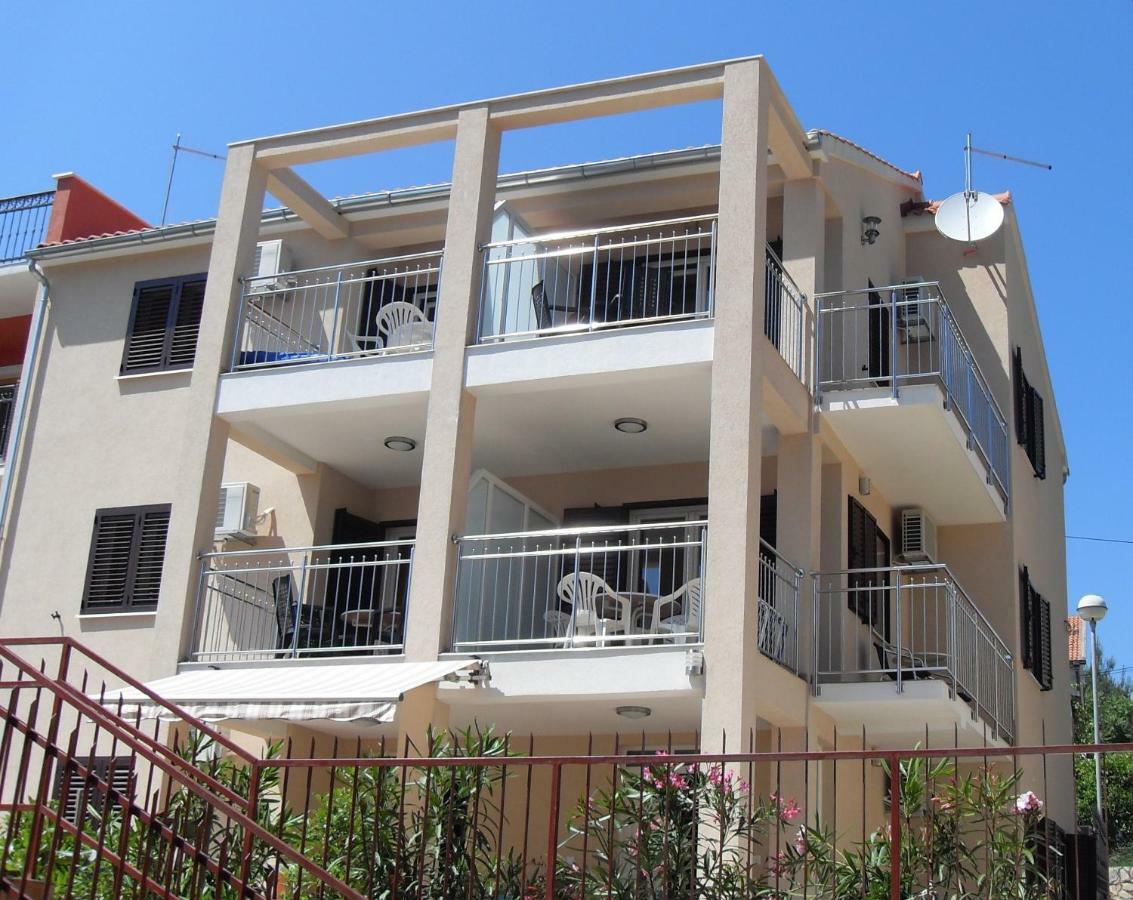 Apartment Smuljic Vrboska Zewnętrze zdjęcie